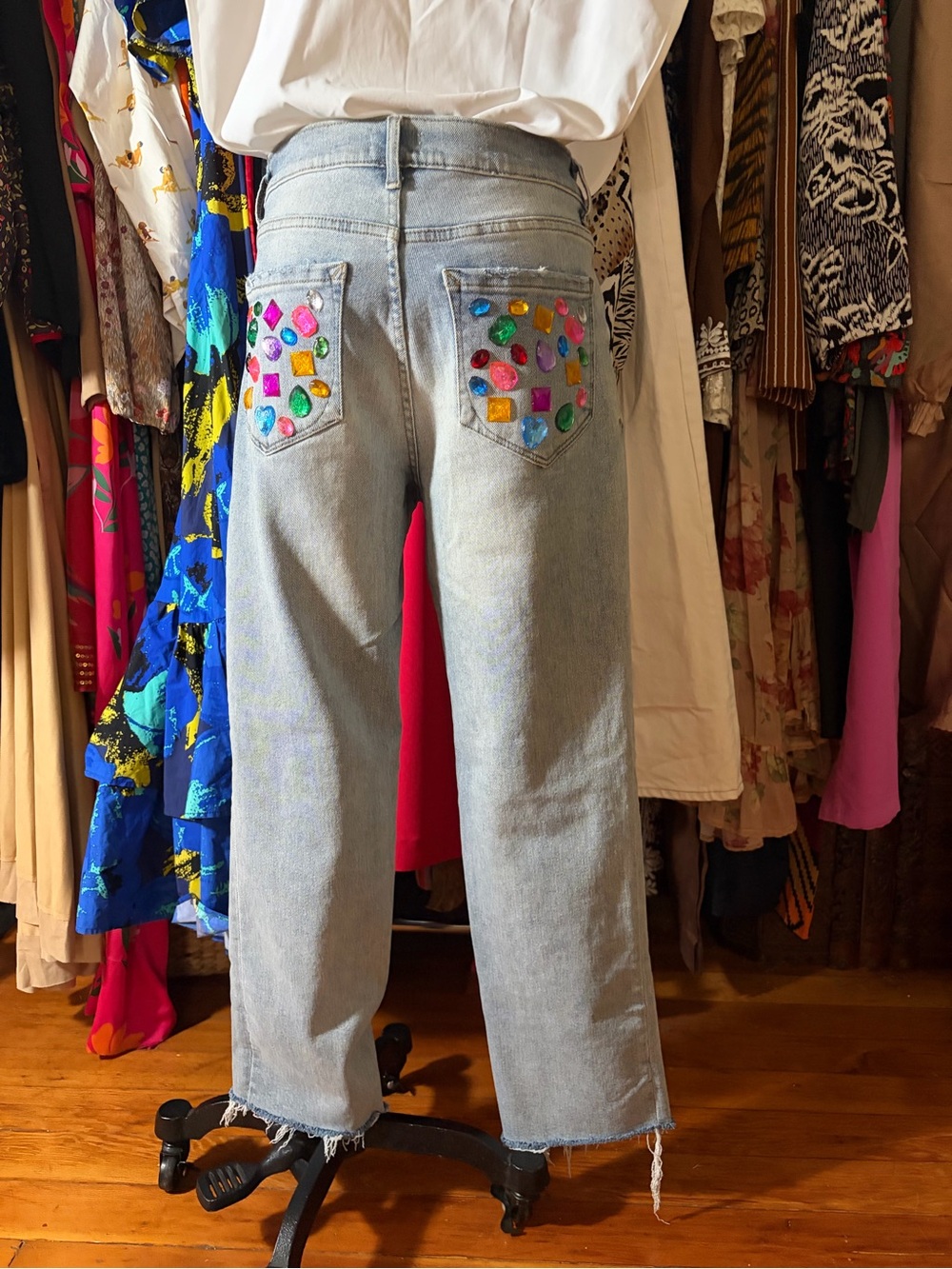 Light Wash Denim / Embellished Back Pockets - Picture 3 of 4